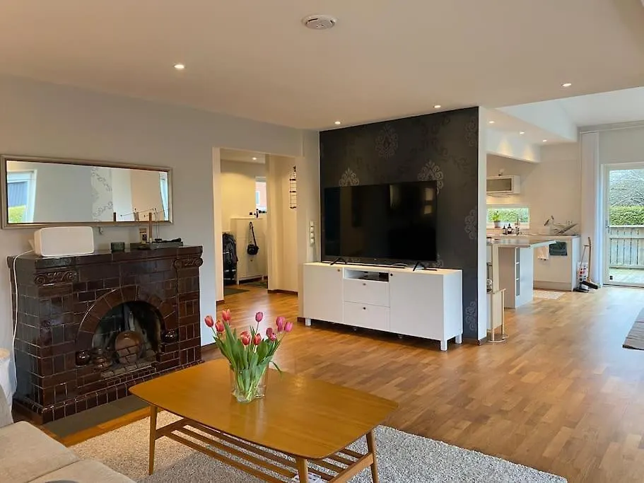 Modern Villa I Saevedalen Göteborg Svédország